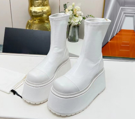 Stivali Platform in Pelle Dorata con Zeppa Piatta Stivali Donna Invernali con Suola a Zeppa