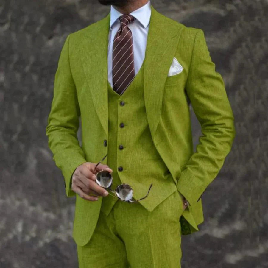 abito tre pezzi, completo da uomo, abito elegante, abito da cerimonia, abito da matrimonio uomo, completo business uomo, abito sartoriale, abito classico uomo, moda, abbigliamento, stile, mens fashion, business casual men, mens outfits, mens designer clothes, smart casual, business casual clothes, mens summer fashion, made in italy clothing