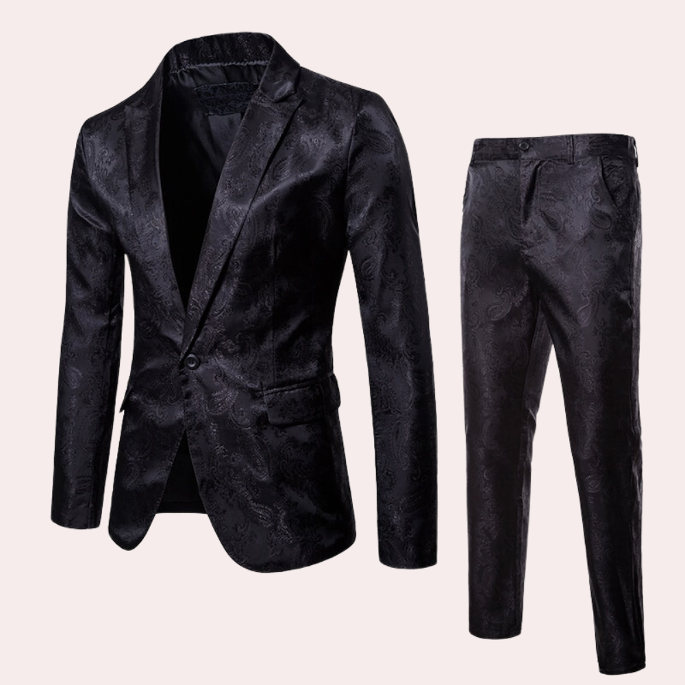 abito uomo elegante, blazer uomo estivo, pantaloni uomo eleganti, abito cerimonia uomo, abito formale uomo, completo business uomo, abito sartoriale uomo, moda uomo estiva, abiti eleganti, abbigliamento formale, outfit elegante, classico e moderno, completo uomo due pezzi, tessuto traspirante uomo