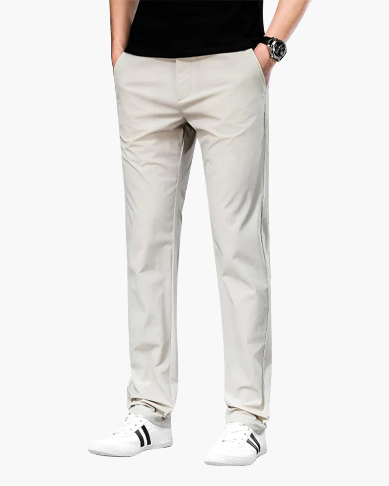 pantaloni con zip, pantaloni casual uomo, pantaloni moda uomo, pantaloni classici uomo, abbigliamento maschile, moda uomo, stile uomo, pantaloni con zip uomo, pantaloni moderni uomo, pantaloni uomo stile casual, pantaloni uomo eleganti, pantaloni da uomo di tendenza, abbigliamento uomo di qualità, pantaloni uomo alla moda, stile maschile moderno, pantaloni uomo classici e versatili