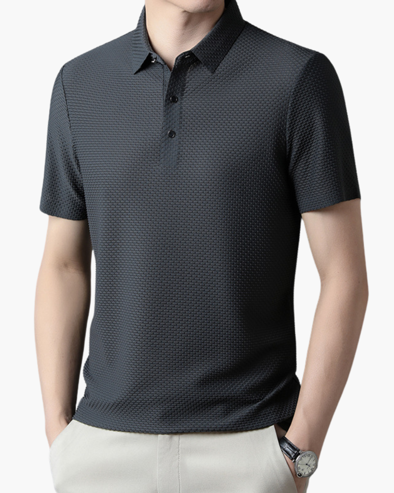 t shirt traspirante, maglietta in poliestere, maglia a maniche corte, t shirt leggera, t shirt estiva, t shirt casual, t shirt, maglia sportiva, comoda t shirt per estate, tessuto leggero e fresco, maglia casual uomo e donna, abbigliamento sportivo estivo, maglietta leggera da tempo libero, t shirt casual per attività quotidiane, maglia maniche corte poliestere ideale giornate calde