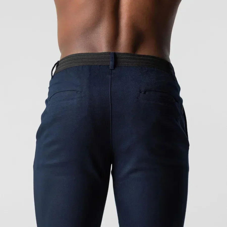 Pantaloni chino slim-fit eleganti e comodi per tutte le occasioni