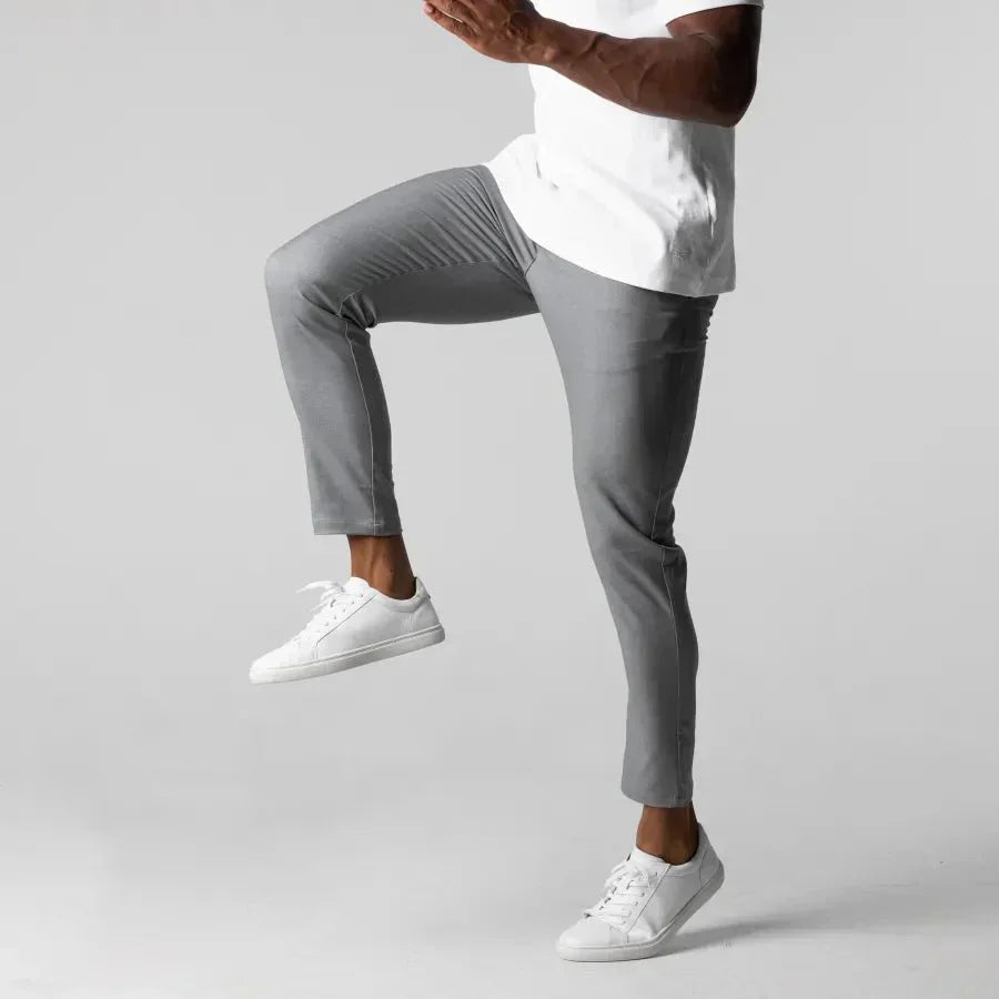 Pantaloni chino slim-fit eleganti e comodi per tutte le occasioni