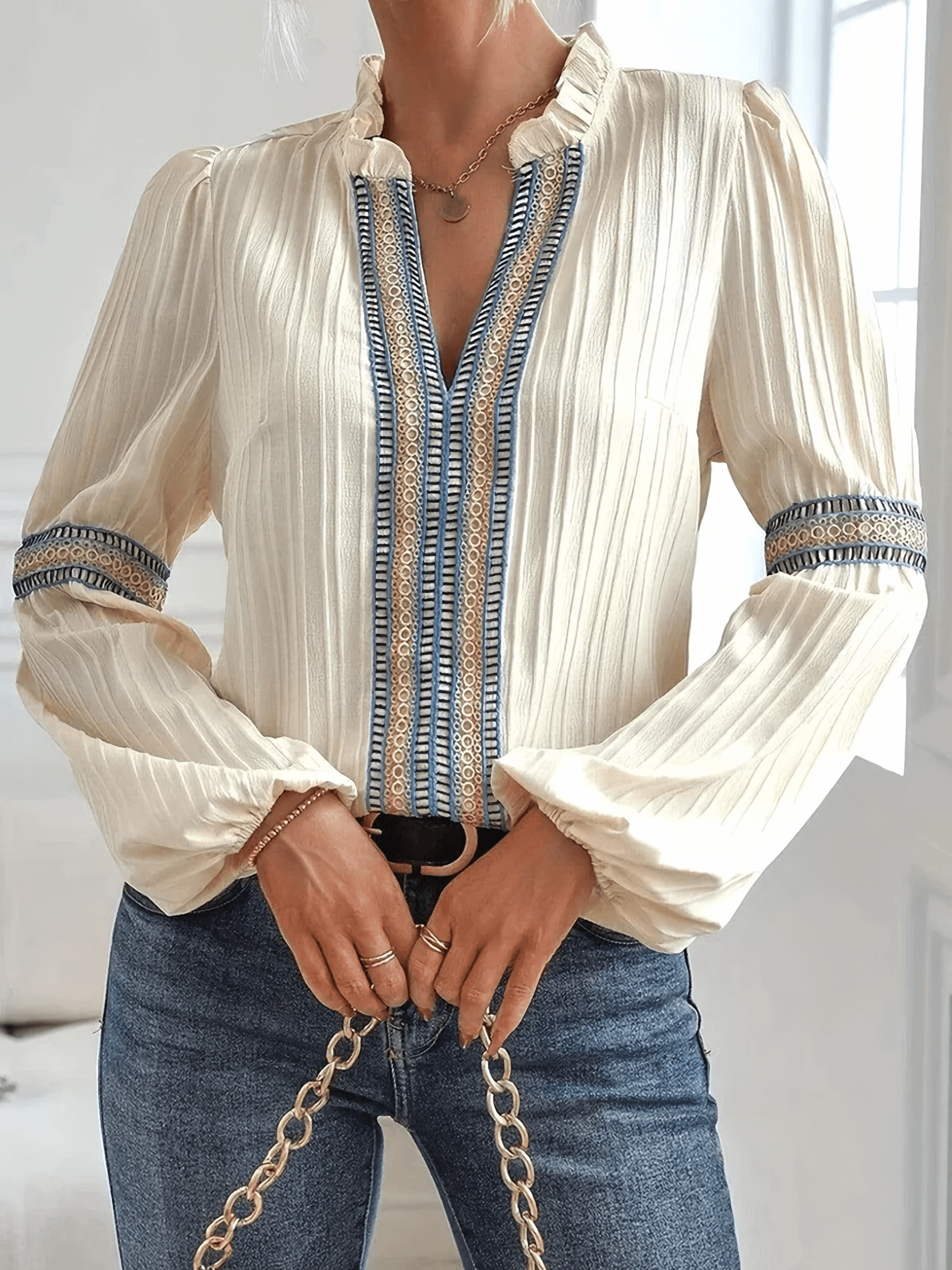 Blusa a Manica Lunga Bianca Leggera Elegante