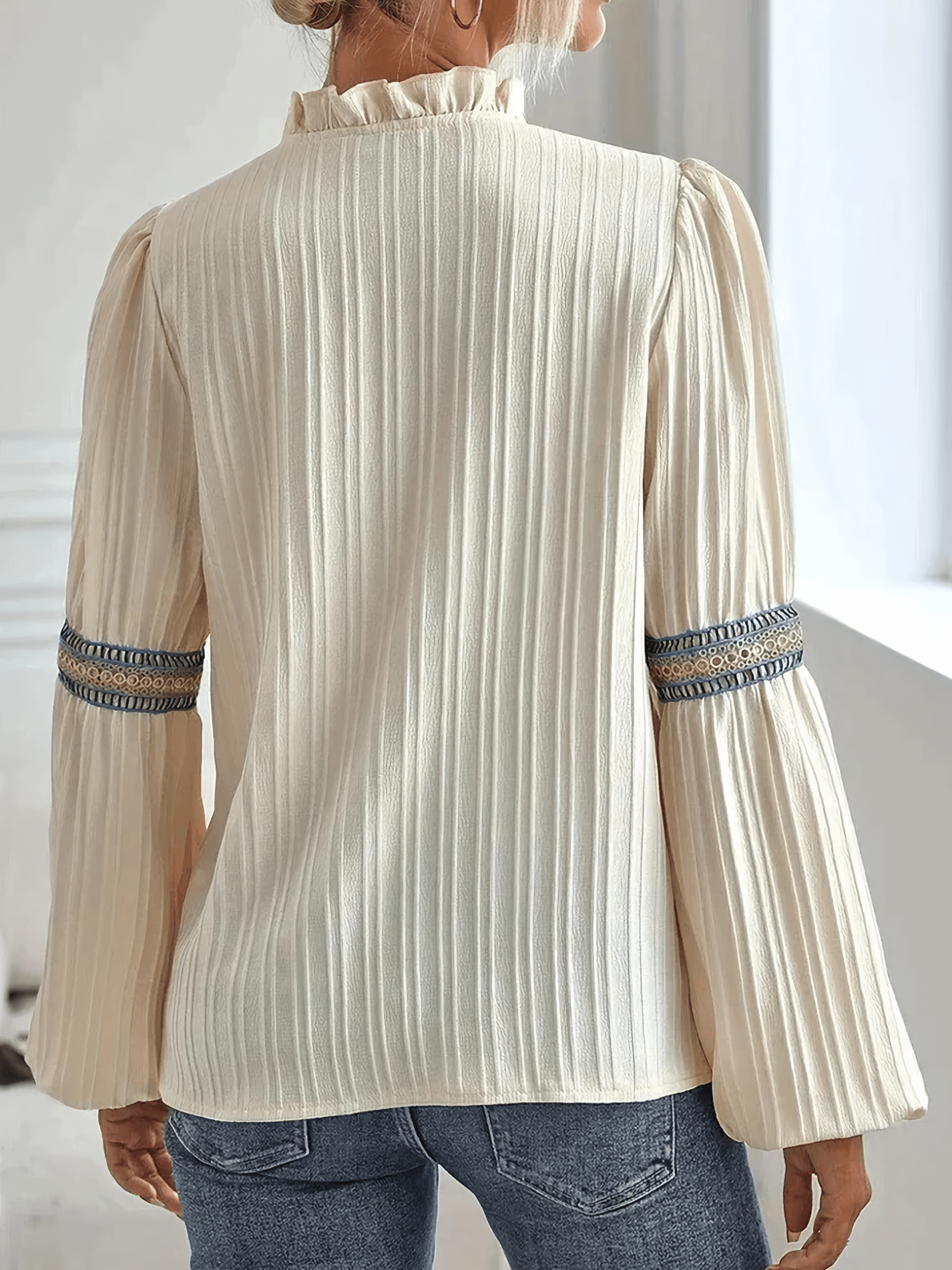 Blusa a Manica Lunga Bianca Leggera Elegante
