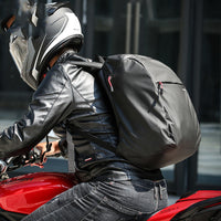 Zaino multifunzione per passeggiate in moto