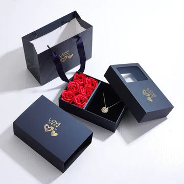 Collana 2 in 1 cuore e quadrifoglio per donna | Porta fortuna e pendente scintillante