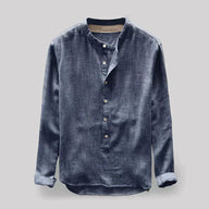 Gavi - Camicetta da uomo Classic Oxford La Gavi - Camicetta da uomo Classic Oxford è l'ideale per chi cerca una camicia uomo dal design classico e senza tempo. Realizzata in pregiato tessuto Oxford, noto per la sua resistenza e traspirabilità, questa camicia è un must nel guardaroba maschile. Presentando una vestibilità classica, offre la perfetta combinazione tra comfort ed eleganza.
