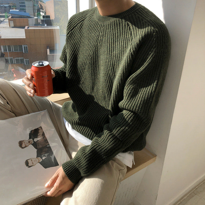 GISUNG Sweater: L'Essenza del Comfort e dello Stile Elegante Maglione in Cotone con Maniche Raglan Esplora il fascino del nostro maglione uomo perfetto per un look autunnale con il GISUNG Sweater. Questo maglione elegante unisce stile e comfort come mai prima d'ora. Realizzato con il miglior cotone, assicura un maglione caldo ideale per affrontare i mesi più freschi.