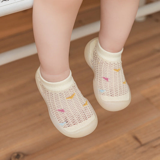 chaussure premier pas bébé et chausson pour bébés