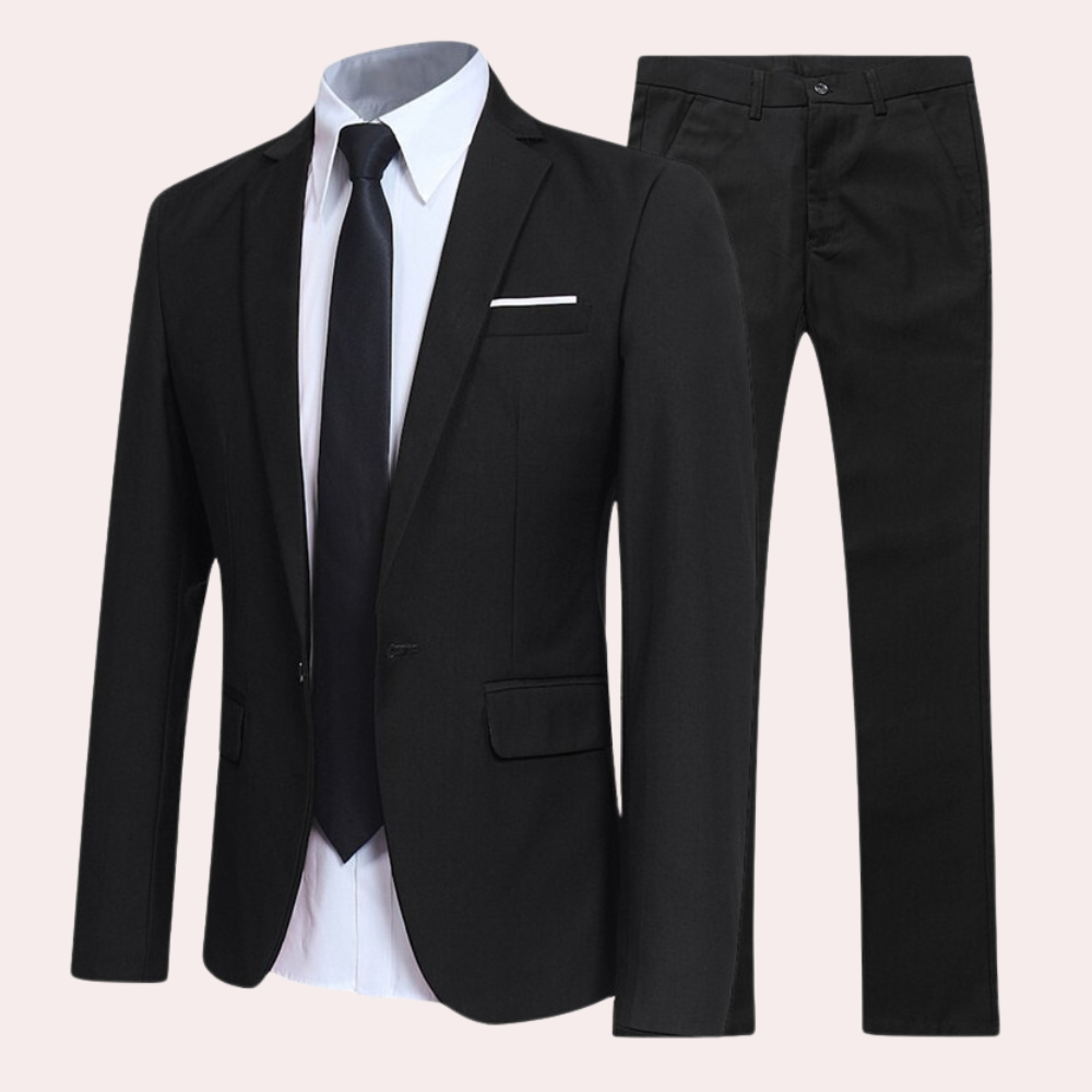 abito uomo estivo, abito slim fit uomo, abito per cerimonia, abito uomo moderno, abito elegante uomo, abito uomo matrimonio, abito uomo taglio moderno, abbigliamento elegante, completo uomo, giacca sartoriale, abbigliamento cerimonia, abito per eventi formali, moda formale