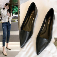 ballerine donna, scarpe slip on donna, ballerine eleganti, scarpe punta donna, scarpe gialle donna, ballerine comode, ballerine casual, calzature comode donna, scarpe eleganti donna, scarpe moda donna, calzature donna in pelle, scarpe vivaci donna