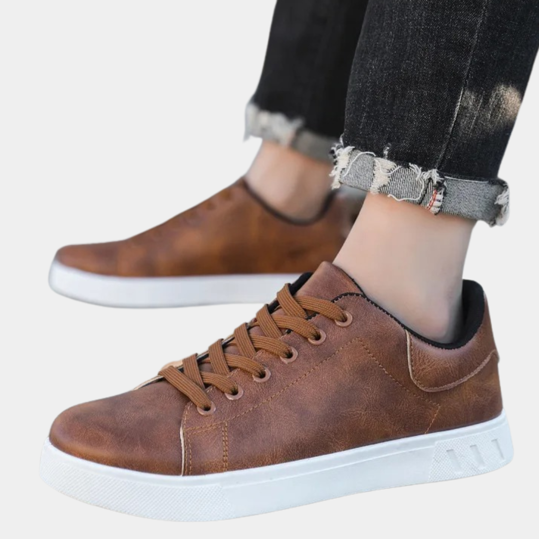 Scarpe eleganti e robuste
