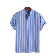 Camicia da Marinaio JINHAE: Stile e Comfort Scopri l'eleganza senza tempo della nostra Camicia da Marinaio JINHAE Perfetta per l’uomo moderno, questa camicia a righe uomo unisce raffinatezza e comfort, rendendola ideale sia come camicia estiva che per tutte le stagioni. Realizzata al 100% in cotone di alta qualità, la struttura leggera e traspirante garantisce una sensazione di lusso e freschezza per un'eleganza estiva impeccabile.