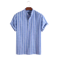 Camicia da Marinaio JINHAE: Stile e Comfort Scopri l'eleganza senza tempo della nostra Camicia da Marinaio JINHAE Perfetta per l’uomo moderno, questa camicia a righe uomo unisce raffinatezza e comfort, rendendola ideale sia come camicia estiva che per tutte le stagioni. Realizzata al 100% in cotone di alta qualità, la struttura leggera e traspirante garantisce una sensazione di lusso e freschezza per un'eleganza estiva impeccabile.