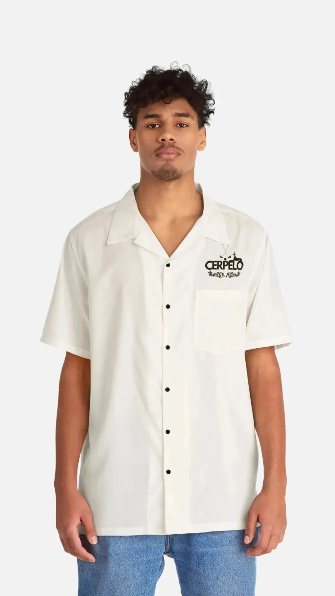 camicia uomo casual, camicia manica corta, camicia estiva uomo, camicia con taschino, camicia in poliestere, camicia con bottoni neri, camicia bianca uomo, camicia casual uomo, men's clothing, men's dress shirts, shirts, camicia elegante casual, abbigliamento uomo estate, camicia comoda maschile, stile informale uomo, camicia semplice bianca, camicia moderna uomo, moda maschile casual