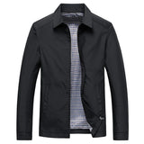 Scopri la nostra collezione di giacca casual uomo perfette per ogni occasione, dalle giornate piovose con la giacca impermeabile alle giornate ventose con la giacca antivento. La giacca leggera uomo è ideale per le mezze stagioni, mentre la giacca autunnale uomo offre comfort e stile. La giacca elegante uomo aggiunge un tocco di classe, ideale per eventi speciali, mentre l'impermeabile uomo garantisce protezione sotto la pioggia. Scegli la tua giacca uomo preferita, perfetta per la mezza stagione.