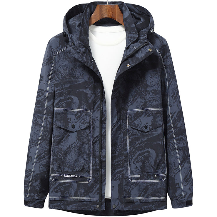 giacca uomo taglie forti, giacca antivento uomo, giacca con cappuccio uomo, giacca outdoor uomo, giacca trekking uomo, giacca pesca uomo, giacca uomo taglie forti impermeabile, giacca antivento uomo impermeabile, giacca con cappuccio uomo sportiva, giacca outdoor uomo resistente, giacca trekking uomo versatile, giacca pesca uomo impermeabile e pratica, giacca outdoor uomo per escursionismo