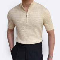 maglia uomo, maglia aderente, maglia mezza manica uomo, maglia elegante uomo, maglia estiva uomo, maglia a coste uomo, maglia slim fit uomo, maglia polo manica corta, maglia moda uomo, abbigliamento maschile, stile casual maschile, moda estate uomo, t-shirt uomo aderente, polo elegante corta uomo, maglia cotone uomo, maglia da uomo attillata, polo casual uomo, moda uomo primavera estate