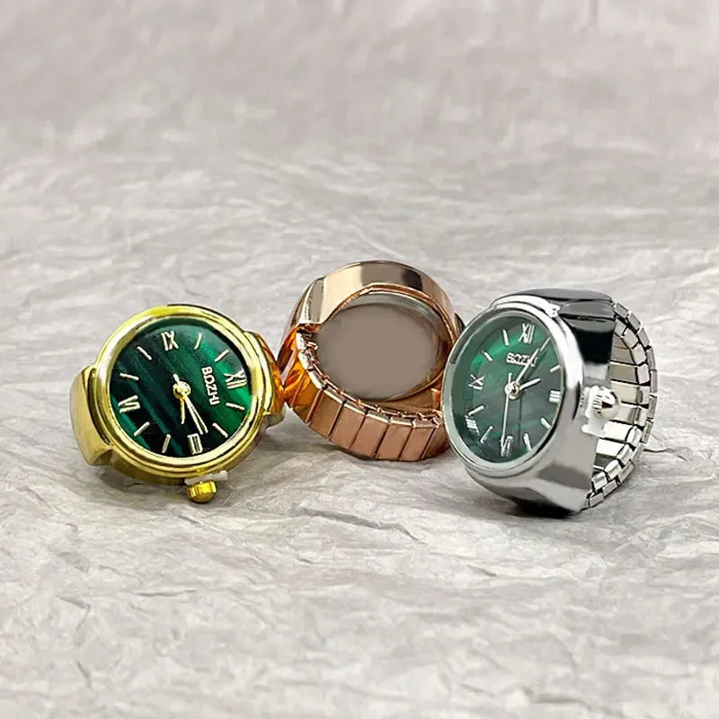 orologio anello, anello orologio vintage, orologio retrò, orologio unisex, accessorio unisex, anello orologio, orologio al quarzo, orologio dito, orologio elegante, orologio moda, anello orologio al quarzo, anello orologio moda, orologio dito creativo, orologio accessorio moda, orologio regalo elegante, anello orologio elegante, orologio anello vintage