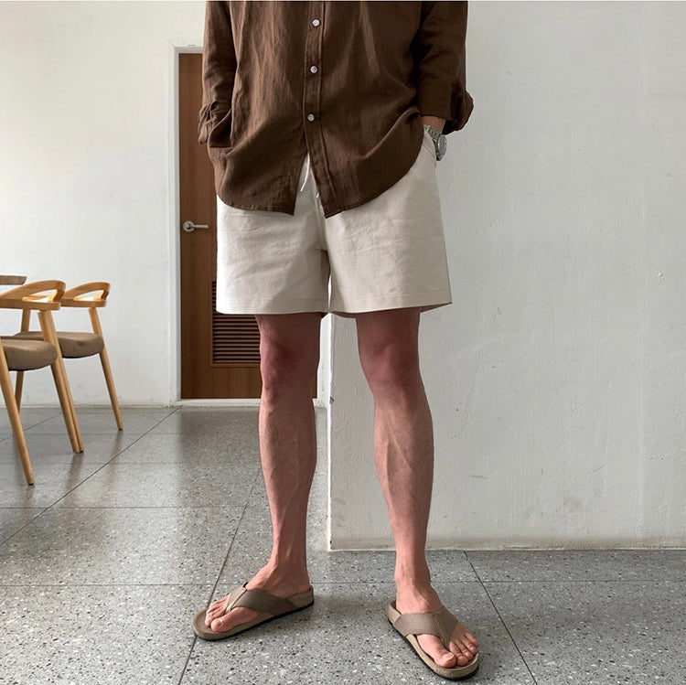 Scopri l'Eleganza con i Pantaloncini in Lino Pantaloncini lino uomo Lasciati avvolgere dal comfort estivo con i nostri Pantaloncini in Lino, progettati per garantire un connubio perfetto tra stile e praticità.