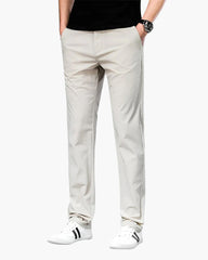 pantaloni con zip, pantaloni casual uomo, pantaloni moda uomo, pantaloni classici uomo, abbigliamento maschile, moda uomo, stile uomo, pantaloni con zip uomo, pantaloni moderni uomo, pantaloni uomo stile casual, pantaloni uomo eleganti, pantaloni da uomo di tendenza, abbigliamento uomo di qualità, pantaloni uomo alla moda, stile maschile moderno, pantaloni uomo classici e versatili