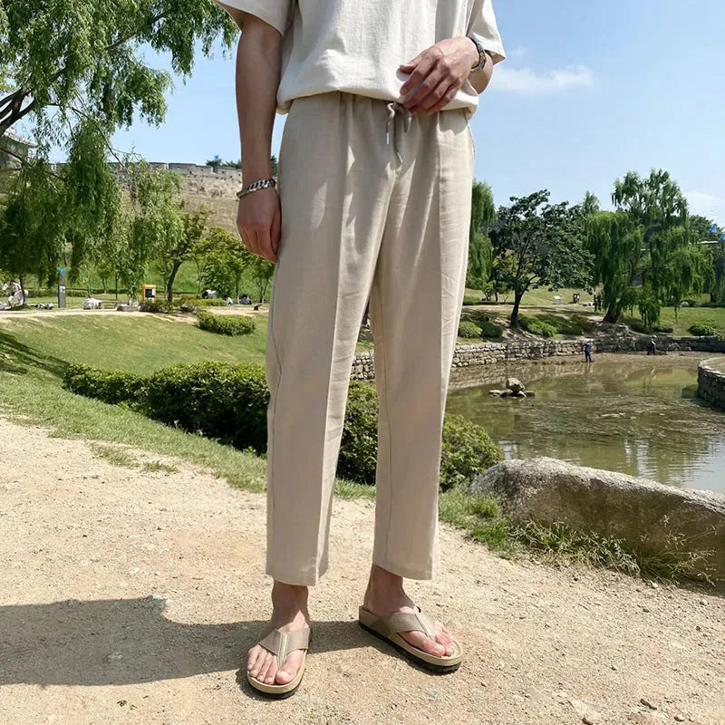 pantaloni cropped uomo, pantaloni khaki uomo, pantaloni neri uomo, pantaloni vita media, pantaloni estivi uomo, pantaloni traspiranti uomo, pantaloni casual uomo, pantaloni leggeri uomo, pantaloni moderni uomo, pantaloni cropped uomo casual, pantaloni khaki leggeri uomo, pantaloni neri estivi uomo, pantaloni casual traspiranti, pantaloni vita media uomo casual, pantaloni moderni leggeri uomo