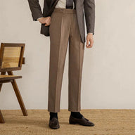 pantaloni eleganti uomo, pantaloni marroni uomo, pantaloni a vita media, pantaloni elasticizzati uomo, pantaloni in lana uomo, pantaloni da lavoro uomo, pantaloni moda uomo, pantaloni eleganti uomo marroni elasticizzati, pantaloni da lavoro moda uomo in lana, pantaloni uomo vita media eleganti, pantaloni marroni uomo moda elasticizzati, pantaloni comodi elasticizzati uomo da lavoro eleganti