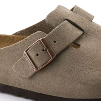 Sabots in pelle scamosciata, Sabot comfort, Sabot anatomici, Sabot ergonomici, Sabot unisex, Scarpe slip-on in pelle, Scarpe casual in pelle, Scarpe estive in pelle, Scarpe da lavoro comode, Sabot facili da indossare, Cuir scamosciato naturale, Scarpe in pelle morbida, Suola anatomica, Suola comfort, Zoccoli in pelle scamosciata, Sabot slip-on comodi, Sabot comfort anatomico in pelle