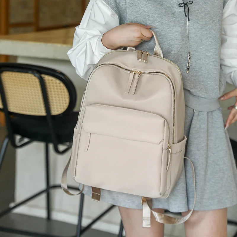 Zaino Spazioso e Elegante