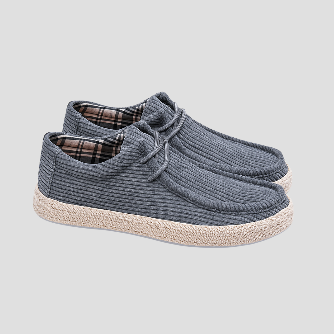 scarpe estive uomo, scarpe casual uomo, scarpe espadrillas uomo, calzature primavera estate, scarpe corda intrecciata, scarpe eleganti casual, chaussures été, chaussures confort. Scarpe leggere da uomo pensate per la stagione primavera estate, realizzate con corda intrecciata e dal design espadrillas, combinano stile casual ed elegante offrendo comfort e traspirabilità adatte sia a occasioni informali che eleganti.