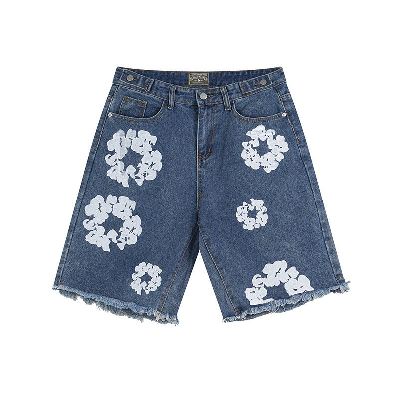 Alt: shorts estivi uomo, shorts estivi donna, shorts ricamati, pantaloncini denim ricamati, moda estiva denim, pantaloncini comodi estate, pantaloncini casual uomo donna, abbigliamento estivo ricamato, pantaloncini in denim ricamati, shorts in denim ricamati