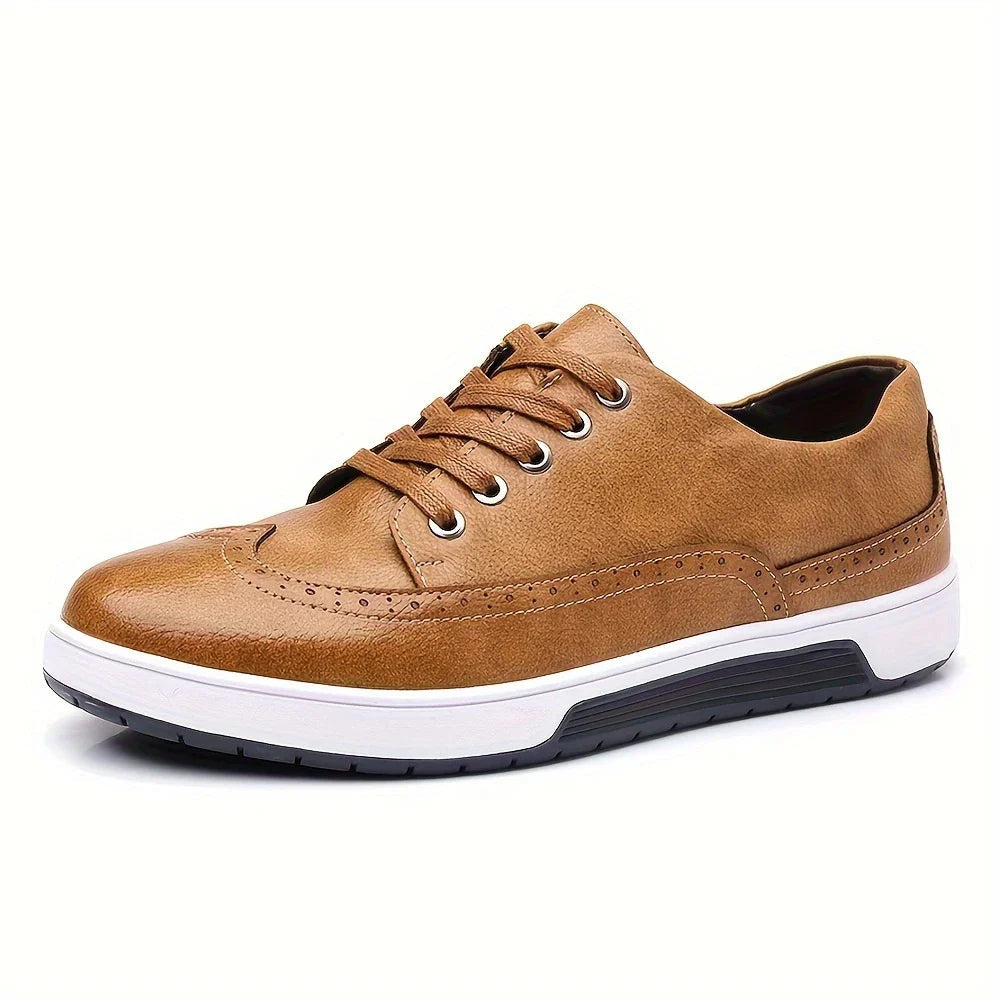 sneakers pelle, scarpe casual uomo, scarpe comode, sneakers eleganti uomo, sneakers, mens shoes, white sneakers, scarpe da uomo, sneakers bianche. Eleganti sneakers in pelle per uomo, ideali per un look casual ma ricercato. Scarpe comode e pratiche, perfette per uso quotidiano o occasioni informali. Design moderno e raffinato, pensato per chi cerca comfort e stile nelle proprie sneakers bianche da uomo.
