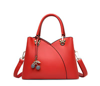 Borsa a tracolla con cerniera superiore | Accento ciliegia con tracolla convertibile