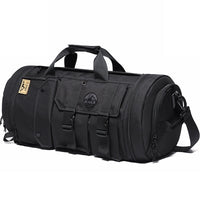 Ottimizza le tue avventure con AventureMax! Lo zaino da trekking AventureMax a grande capacità è l'accessorio ideale per tutti i tuoi viaggi. Progettato per unire robustezza e comfort, questo zaino nero è perfetto per l'uomo moderno che ama esplorare senza compromessi. Con la sua superficie morbida e il design ben studiato, ti accompagna in tutte le tue avventure, sia per un weekend in montagna che per un viaggio d'affari. Non lasciare che la mancanza di spazio freni i tuoi progetti di fuga!
