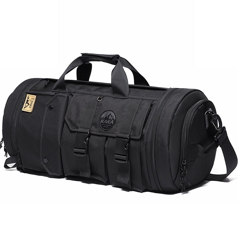 Ottimizza le tue avventure con AventureMax! Lo zaino da trekking AventureMax a grande capacità è l'accessorio ideale per tutti i tuoi viaggi. Progettato per unire robustezza e comfort, questo zaino nero è perfetto per l'uomo moderno che ama esplorare senza compromessi. Con la sua superficie morbida e il design ben studiato, ti accompagna in tutte le tue avventure, sia per un weekend in montagna che per un viaggio d'affari. Non lasciare che la mancanza di spazio freni i tuoi progetti di fuga!