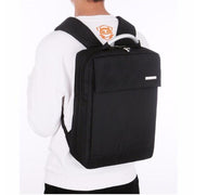 Nouveau Style - Sac à dos étanche per uomini, ideale per l'école e il viaggio Scopri il Nouveau Style - lo zaino impermeabile perfetto per gli uomini moderni, che combina funzionalità ed eleganza. Che sia per la scuola, il tuo prossimo viaggio o semplicemente una giornata fuori, questo zaino uomo è l'accessorio ideale per trasportare i tuoi effetti personali in sicurezza. Realizzato con materiali di alta qualità, è robusto e stiloso, perfetto per studenti e professionisti in movimento. Principali vantaggi: 