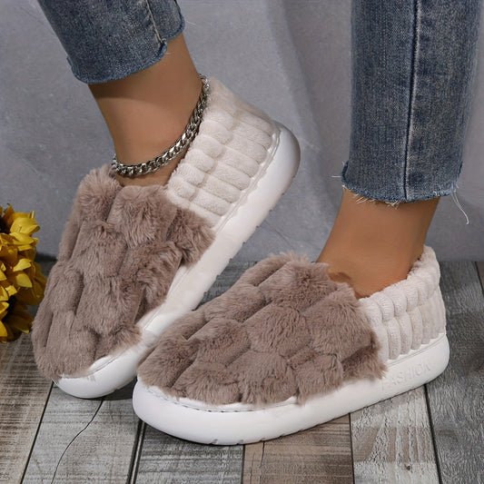 chaussons confortables d'hiver avec pantoufles chaudes