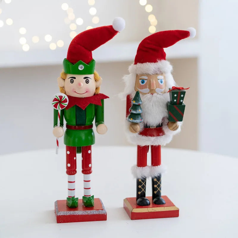 Casse noisette en bois pour décoration de Noël