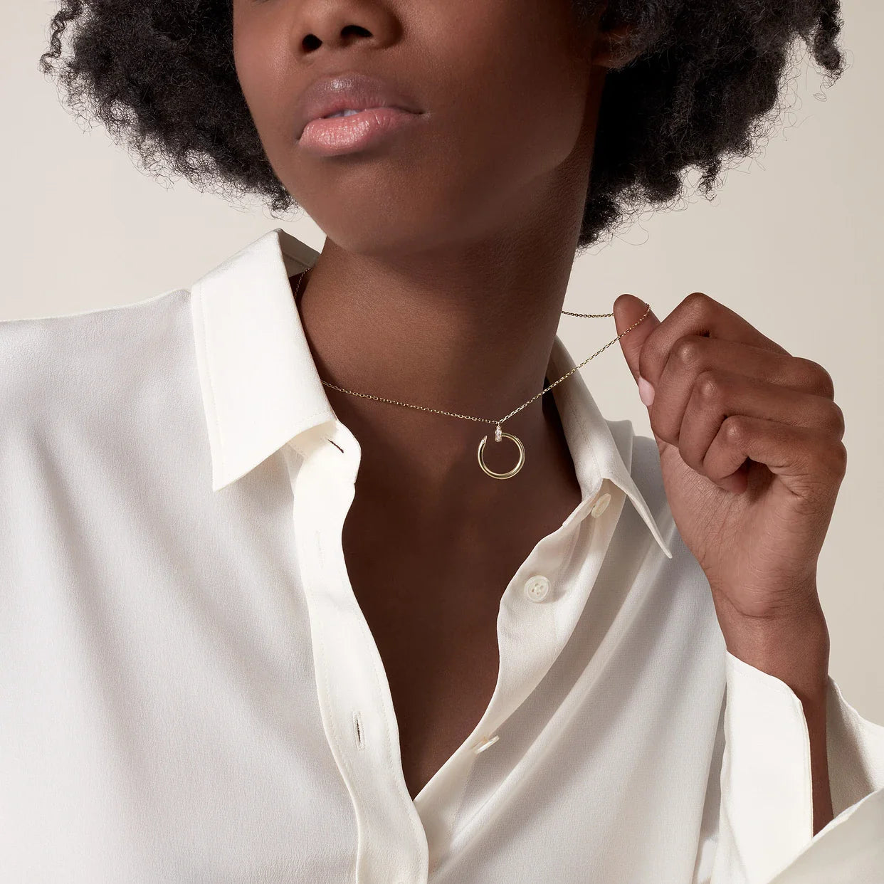 Collana con Pendente a Chiodo